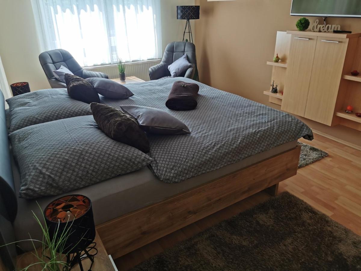 Csabai Apartman Бюк Экстерьер фото