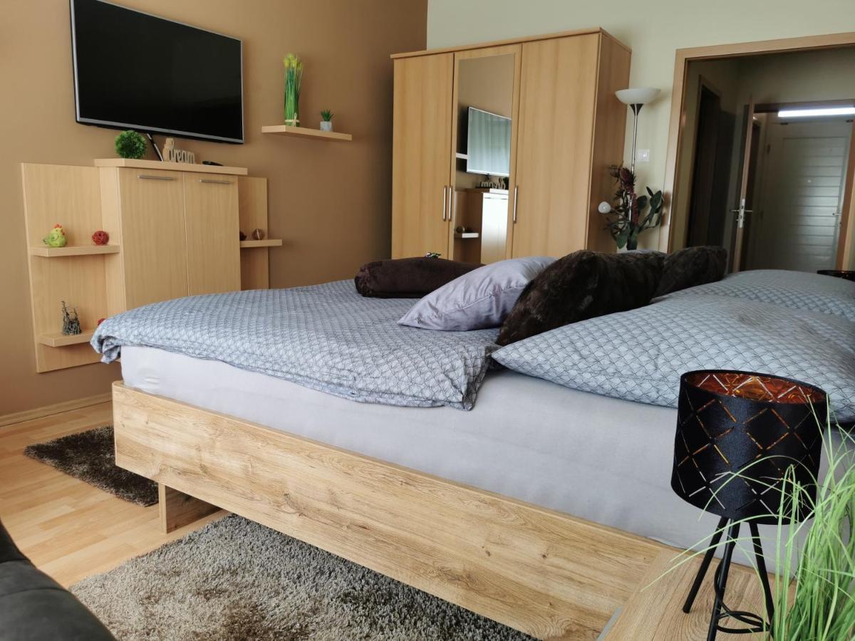 Csabai Apartman Бюк Экстерьер фото